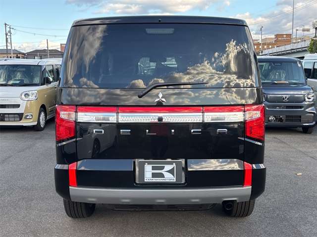 三菱 デリカ　Ｄ：５ ２．２ Ｐ ディーゼルターボ ４ＷＤ R7年 (近畿) 99
