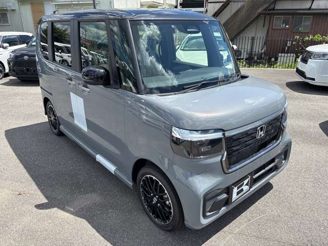 ホンダ Ｎ　ＢＯＸ カスタム ６６０ ターボ コーディネートスタイル ２トーン R7年 (近畿) 99