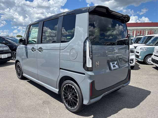 ホンダ Ｎ　ＢＯＸ カスタム ６６０ ターボ コーディネートスタイル ２トーン R7年 (近畿) 99