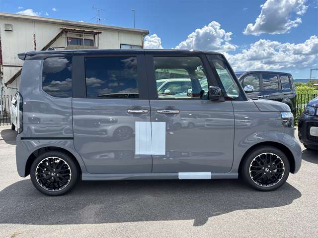 ホンダ Ｎ　ＢＯＸ カスタム ６６０ ターボ コーディネートスタイル ２トーン R7年 (近畿) 99
