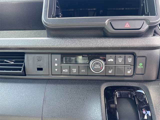 ホンダ Ｎ　ＢＯＸ カスタム ６６０ ターボ コーディネートスタイル ２トーン R7年 (近畿) 99