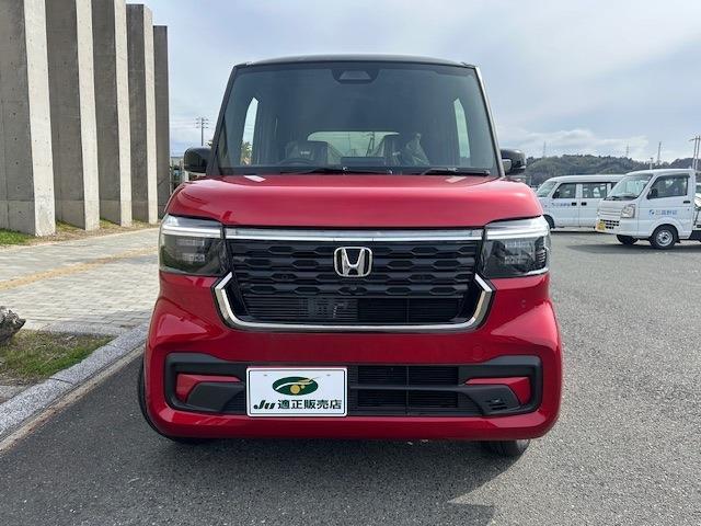 ホンダ Ｎ　ＢＯＸ カスタム ６６０ ターボ コーディネートスタイル ２トーン ４ＷＤ R6年 (中国) 99