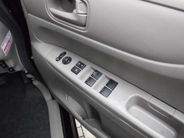 ホンダ Ｎ　ＢＯＸ ６６０ Ｇ H26年 (関東) 99