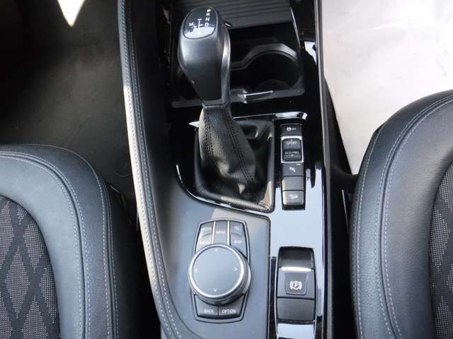 ＢＭＷ Ｘ１ Ｘドライブ １８Ｄ Ｘライン ４ＷＤ H29年 (関東) 99