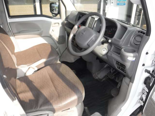 日産 ＮＶ１００クリッパー ６６０ ＤＸ セーフティパッケージ ハイルーフ ５ＡＧＳ車 ４ＷＤ R3年 (関東) 99