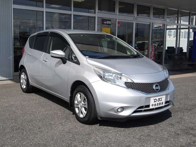 日産 ノート １．２ Ｘ ＦＯＵＲ ４ＷＤ H27年 (関東) 99