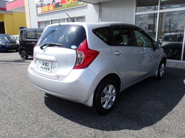 日産 ノート １．２ Ｘ ＦＯＵＲ ４ＷＤ H27年 (関東) 99