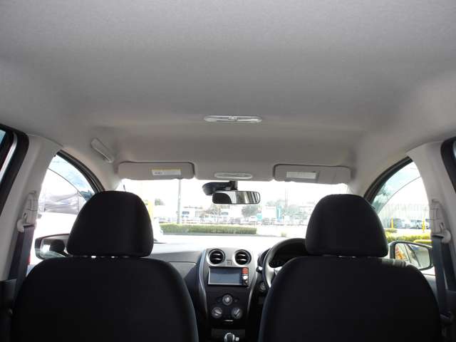 日産 ノート １．２ Ｘ ＦＯＵＲ ４ＷＤ H27年 (関東) 99
