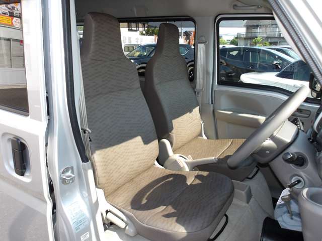 日産 ＮＶ１００クリッパー ６６０ ＤＸ セーフティパッケージ ハイルーフ ５ＡＧＳ車 R3年 (関東) 99