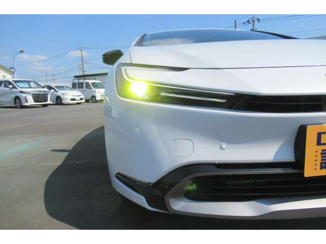トヨタ プリウス ２．０ Ｚ R5年 (関東) 99