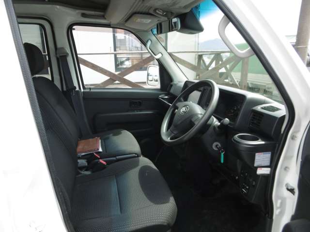 ダイハツ ハイゼットカーゴ ６６０ クルーズ ＳＡＩＩＩ ハイルーフ ４ＷＤ H30年 (甲信越・北陸) 99