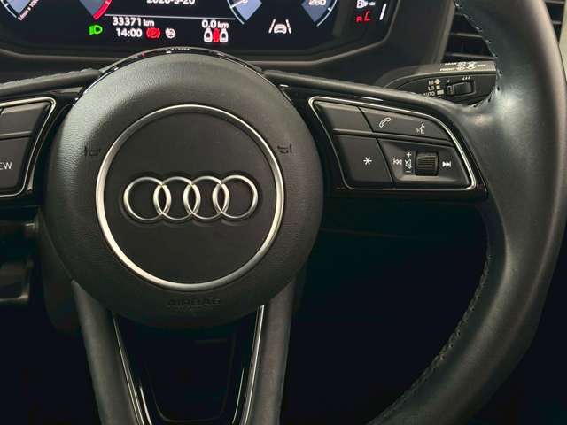アウディ Ａ１　スポーツバック ３５ ＴＦＳＩ アドバンスト R2年 (甲信越・北陸) 99