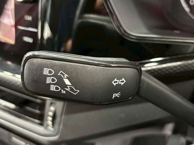 フォルクスワーゲン Ｔ－ＣＲＯＳＳ ＴＳＩ アクティブ R3年 (甲信越・北陸) 99