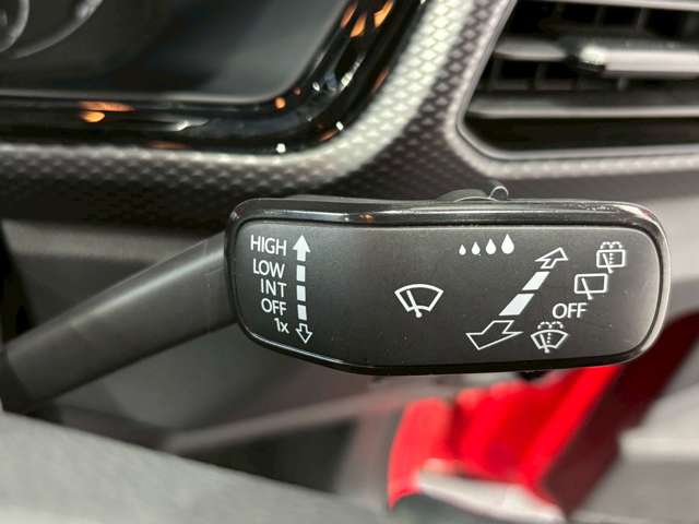 フォルクスワーゲン Ｔ－ＣＲＯＳＳ ＴＳＩ アクティブ R3年 (甲信越・北陸) 99