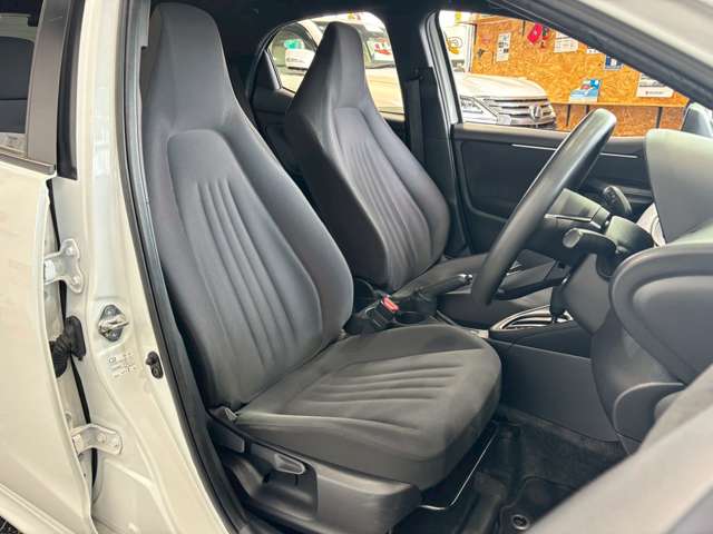 トヨタ ヤリス １．０ Ｘ R5年 (甲信越・北陸) 99