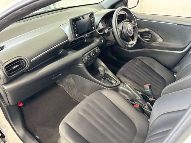 トヨタ ヤリス １．０ Ｘ R5年 (甲信越・北陸) 99