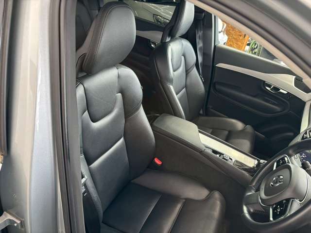 ボルボ ＸＣ９０ Ｔ５ ＡＷＤ モメンタム ４ＷＤ H28年 (甲信越・北陸) 99