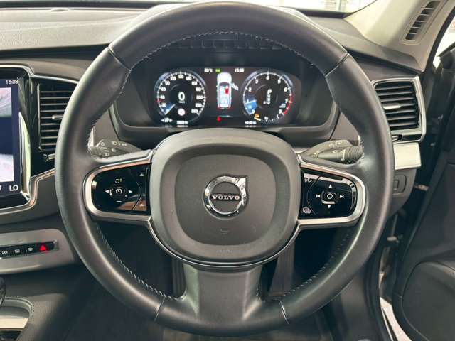 ボルボ ＸＣ９０ Ｔ５ ＡＷＤ モメンタム ４ＷＤ H28年 (甲信越・北陸) 99