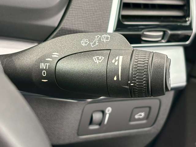 ボルボ ＸＣ９０ Ｔ５ ＡＷＤ モメンタム ４ＷＤ H28年 (甲信越・北陸) 99