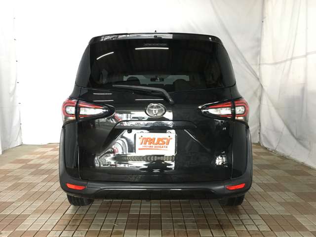 トヨタ シエンタ １．５ ファンベース Ｘ R1年 (甲信越・北陸) 99