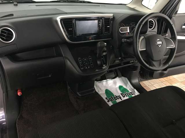 日産 デイズ　ルークス ６６０ ハイウェイスターＸ Ｖセレクション ＋ＳＡＦＥＴＹＩＩ H27年 (甲信越・北陸) 99