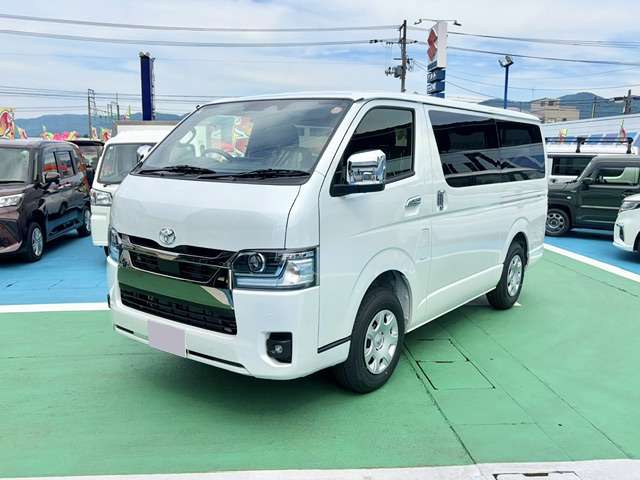 トヨタ ハイエースバン ２．８ スーパーＧＬ ダークプライムＩＩ ロングボディ ディーゼルターボ ４ＷＤ R8年 (甲信越・北陸) 99
