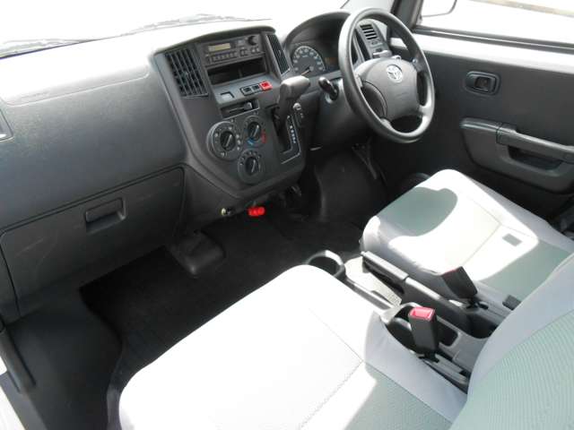 トヨタ タウンエースバン １．５ ＤＸ ４ＷＤ R2年 (甲信越・北陸) 99