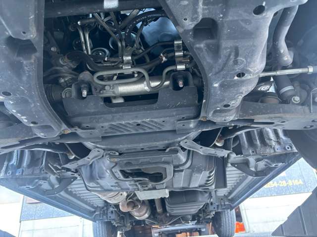 トヨタ ハイエースバン ３．０ スーパーＧＬ ロング ディーゼルターボ H23年 (甲信越・北陸) 99