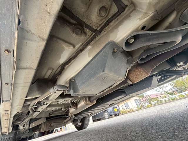トヨタ エスティマ ２．４ アエラス プレミアム エディション H26年 (甲信越・北陸) 99