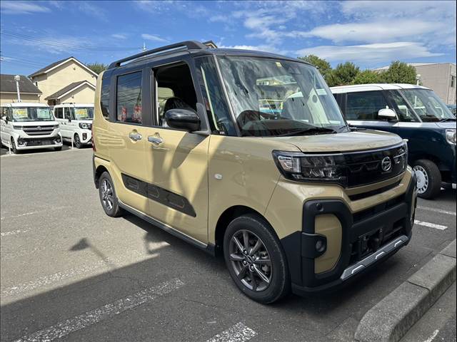 ダイハツ タント ６６０ ファンクロス R4年 (関東) 99
