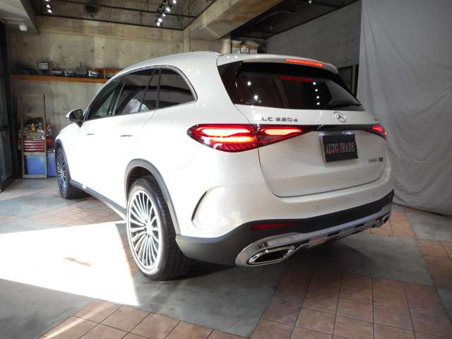 メルセデスベンツ ＧＬＣクラス ２２０ Ｄ ４マチック （ＩＳＧ搭載モデル） ＡＭＧラインパッケージ ディーゼルターボ ４ＷＤ R5年 (関東) 99
