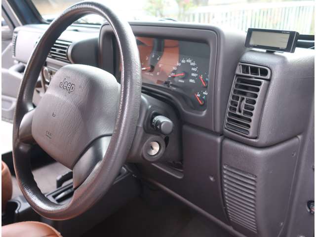 ジープ ラングラー スポーツ ソフトトップ ４ＷＤ H14年 (関東) 99