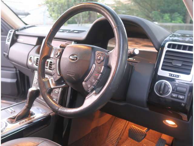 ランドローバー レンジローバーヴォーグ ５．０ Ｖ８ ４ＷＤ H24年 (関東) 99