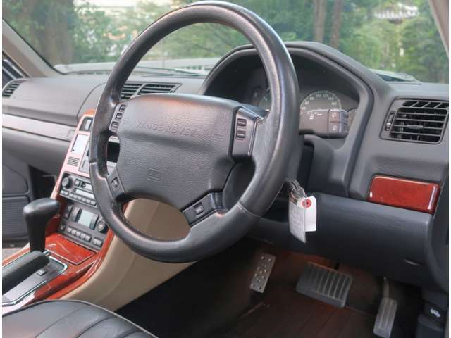 ランドローバー レンジローバー ４．６ ＨＳＥ ４ＷＤ H13年 (関東) 99