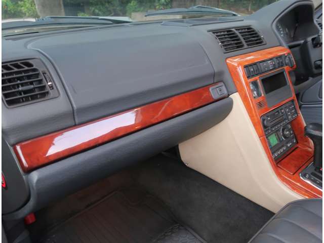 ランドローバー レンジローバー ４．６ ＨＳＥ ４ＷＤ H13年 (関東) 99