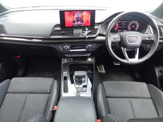 アウディ ＳＱ５ ３．０ ４ＷＤ R3年 (関東) 99