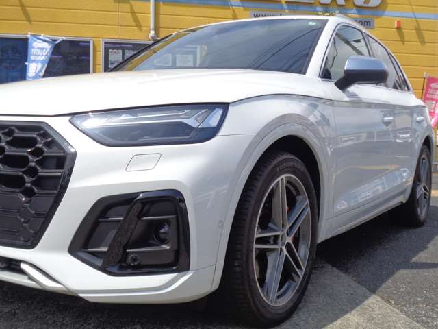 アウディ ＳＱ５ ３．０ ４ＷＤ R3年 (関東) 99