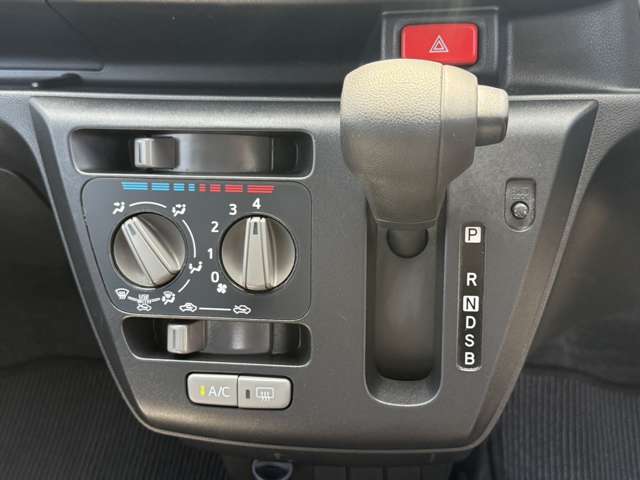 ダイハツ ミラ　イース ６６０ Ｌ ＳＡＩＩＩ R1年 (関東) 99