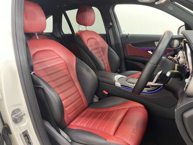 メルセデスベンツ ＧＬＣクラス ３００ ４マチック ＡＭＧライン ４ＷＤ R1年 (関東) 99