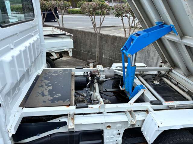 スズキ キャリイトラック ６６０ 頑丈ダンプ ３方開 ４ＷＤ H26年 (九州・沖縄) 99