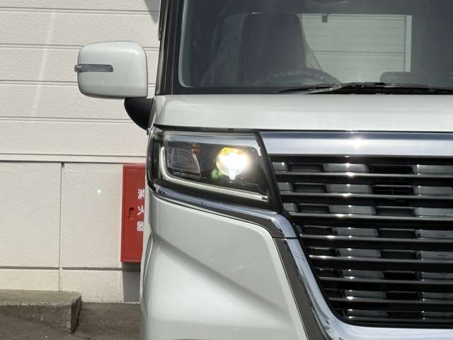 スズキ スペーシア ６６０ カスタム ハイブリッド ＸＳターボ ４ＷＤ R1年 (東北) 99