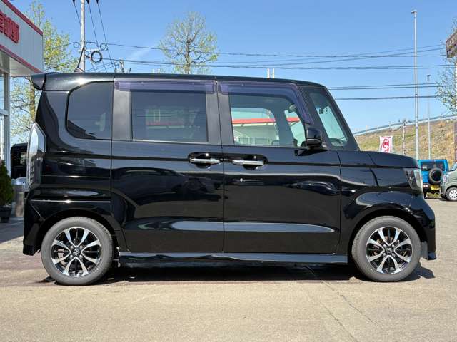 ホンダ Ｎ　ＢＯＸ カスタム ６６０ Ｇ Ｌ ホンダセンシング R1年 (東北) 99
