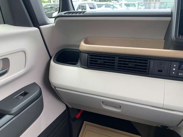 ホンダ Ｎ　ＢＯＸ ６６０ ファッションスタイル モノトーン R7年 (東北) 99