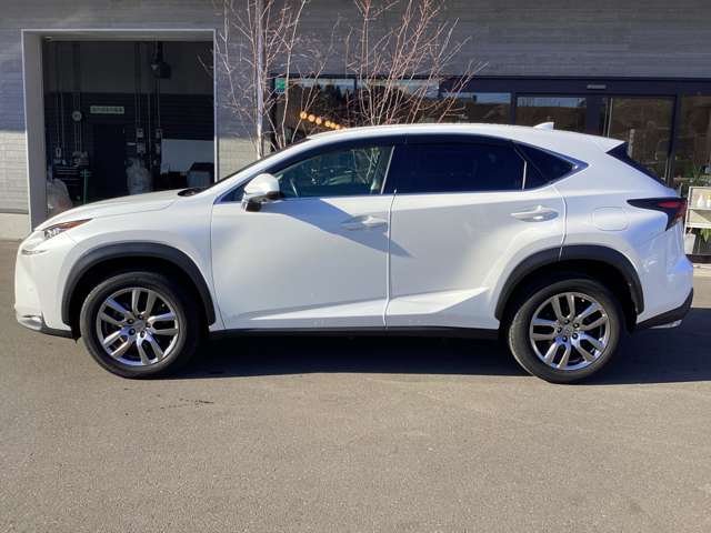 レクサス ＮＸ２００ｔ ２００Ｔ Ｉパッケージ ４ＷＤ H26年 (東北) 99