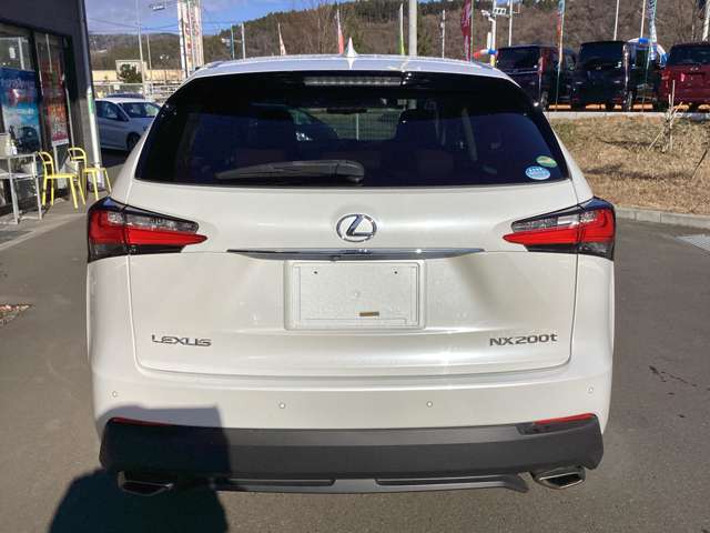 レクサス ＮＸ２００ｔ ２００Ｔ Ｉパッケージ ４ＷＤ H26年 (東北) 99