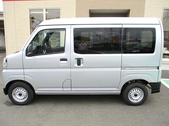 ダイハツ ハイゼットカーゴ ６６０ デラックス ４ＷＤ R8年 (東北) 99