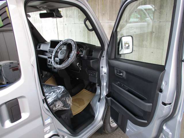 ダイハツ ハイゼットカーゴ ６６０ デラックス ４ＷＤ R8年 (東北) 99