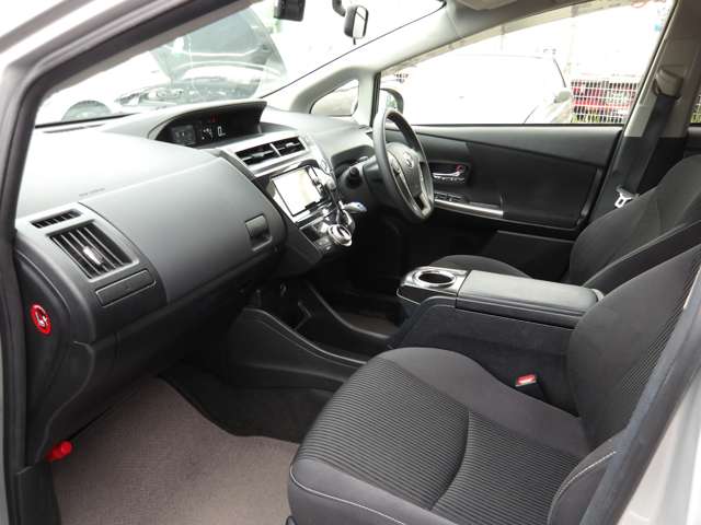 トヨタ プリウスΑ １．８ Ｓ H29年 (東北) 99