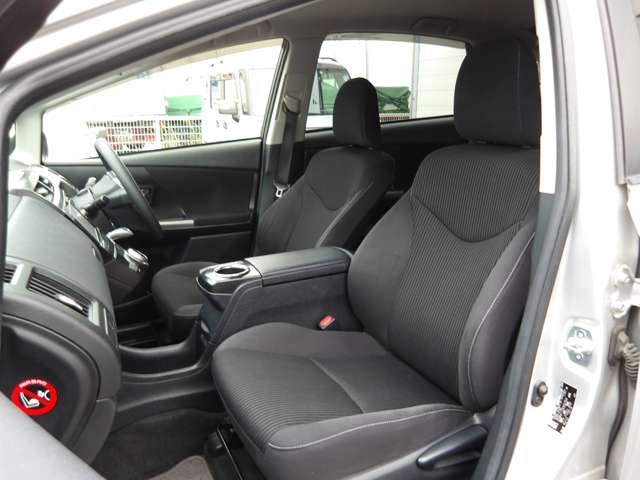 トヨタ プリウスΑ １．８ Ｓ H29年 (東北) 99