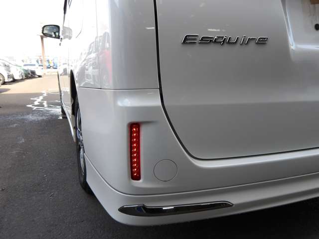トヨタ エスクァイア ２．０ ＧＩ ブラック テーラード H29年 (東北) 99